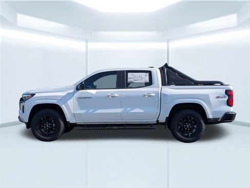 New 2025 Chevrolet Colorado Z71 w/ Midnight Edition image 2