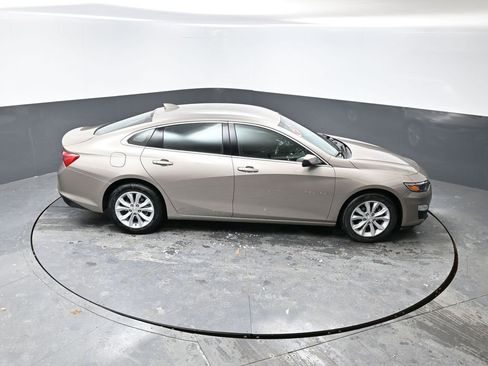 Used 2025 Chevrolet Malibu LT FWD image 39