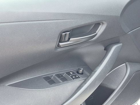 Used 2024 Toyota Corolla LE FWD image 10