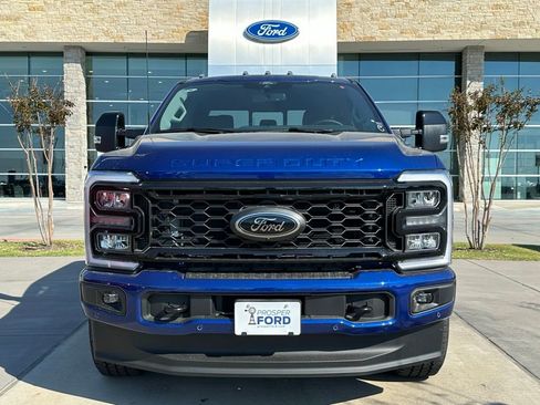 New 2026 Ford F250 Lariat w/ Black Appearance Package image 27