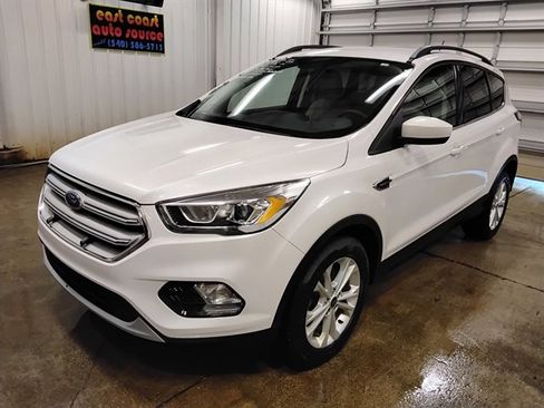 Used 2018 Ford Escape SEL image 4