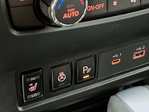 New 2026 Nissan Frontier SV AWD/4WD image 15
