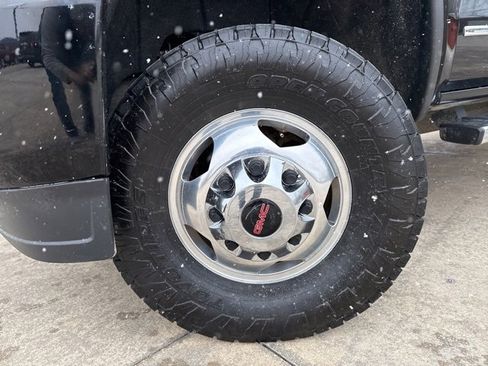 Used 2018 GMC Sierra 3500 Denali w/ Duramax Plus Package image 43