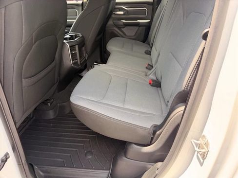 Used 2020 RAM 1500 Big Horn AWD/4WD image 14