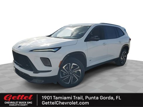 Used 2025 Buick Enclave Sport Touring image 1