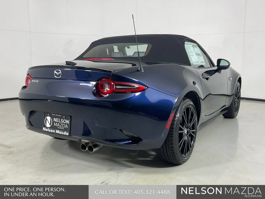 New 2026 MAZDA MX-5 Miata Club w/ Interior Package RWD image 6