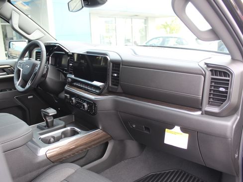 New 2026 Chevrolet Silverado 1500 RST w/ Convenience Package II AWD/4WD image 14