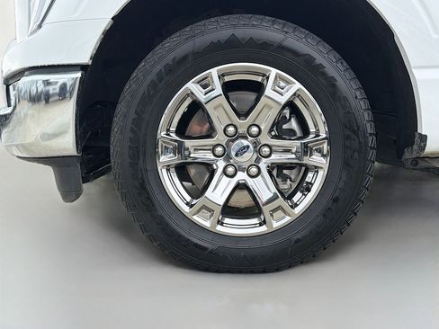 Used 2022 Ford F150 XLT w/ Equipment Group 302A High RWD image 36