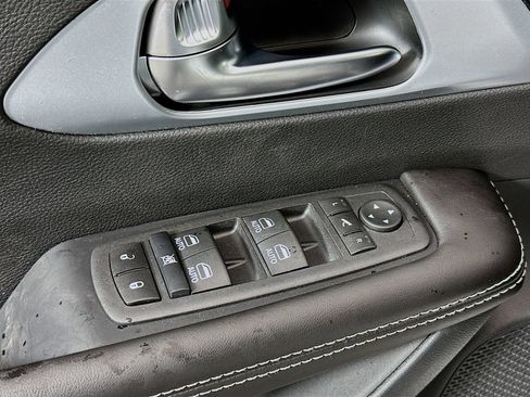 New 2026 Chrysler Pacifica Limited w/ S Appearance Package FWD image 7