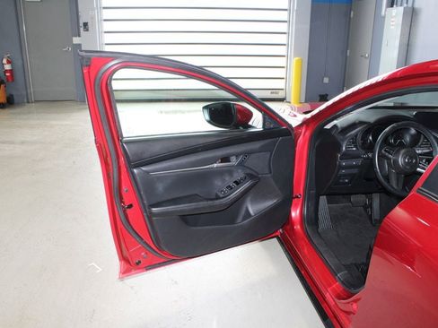 Used 2023 MAZDA MAZDA3 s FWD image 7