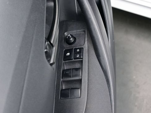 Used 2024 Toyota Corolla LE FWD image 10