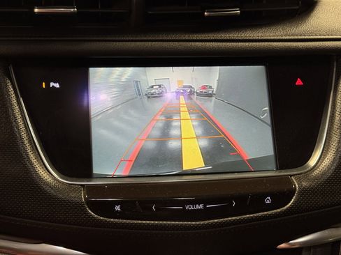 Used 2017 Cadillac XT5 Luxury image 12