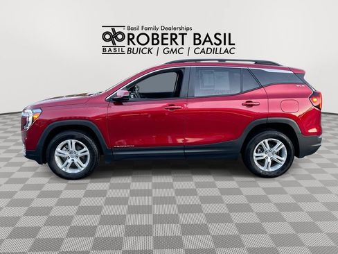 Used 2024 GMC Terrain SLE w/ Driver Convenience Package AWD/4WD image 5