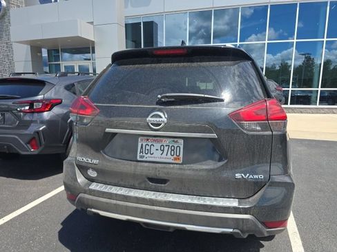 Used 2017 Nissan Rogue SV w/ Midnight Edition Package AWD/4WD image 7