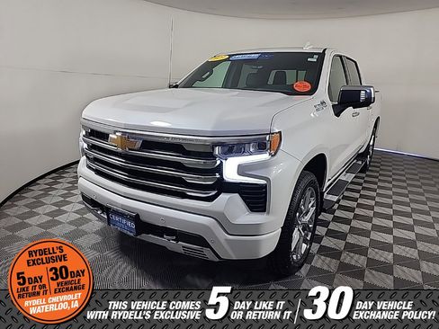 Certified 2023 Chevrolet Silverado 1500 High Country w/ Technology Package image 4