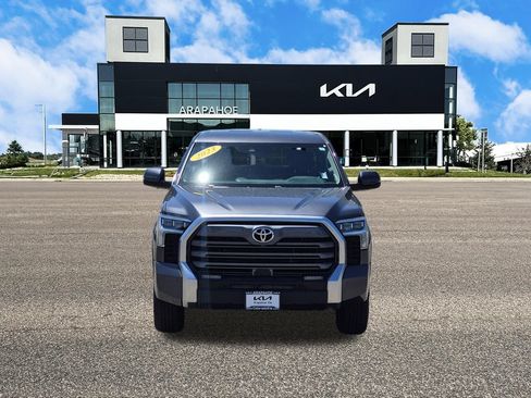 Used 2023 Toyota Tundra Limited AWD/4WD image 3