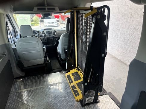 Used 2017 Ford Transit 350 XL RWD image 22