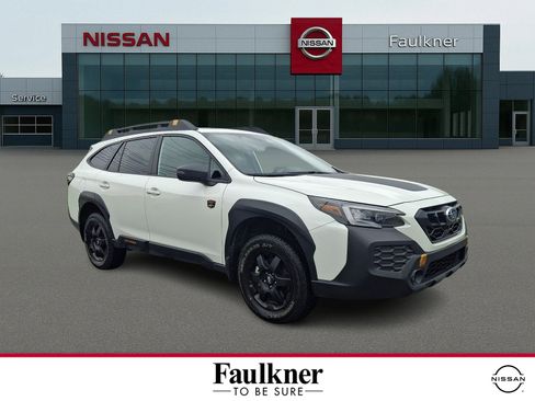 Used 2025 Subaru Outback Wilderness AWD/4WD image 1