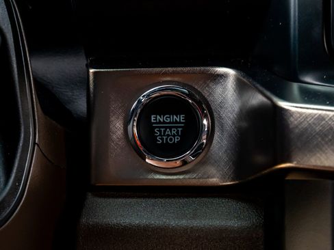 Used 2023 Ford F350 King Ranch w/ Chrome Package image 19