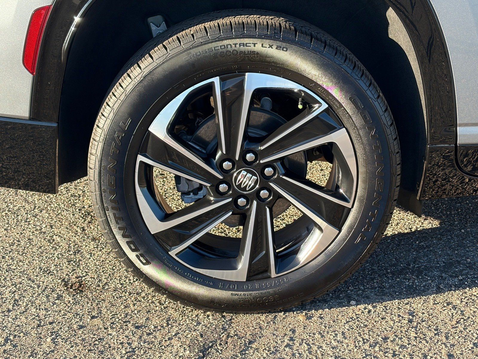 Used 2025 Buick Enclave Sport Touring w/ Power Package FWD image 10