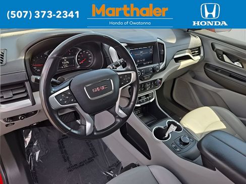 Used 2022 GMC Terrain SLT AWD/4WD image 11