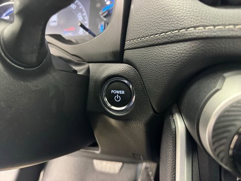 Used 2025 Toyota RAV4 XLE AWD/4WD image 20