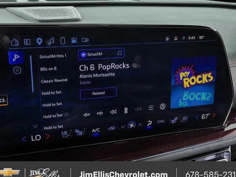 Certified 2024 Chevrolet Traverse RS FWD image 15