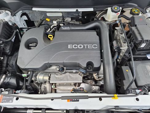 Certified 2022 Chevrolet Equinox LS AWD/4WD image 30
