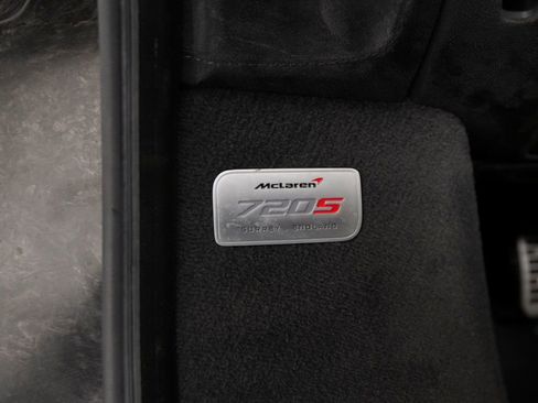 Used 2019 McLaren 720S RWD image 13