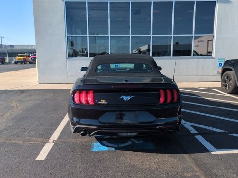 Used 2023 Ford Mustang Premium RWD image 7
