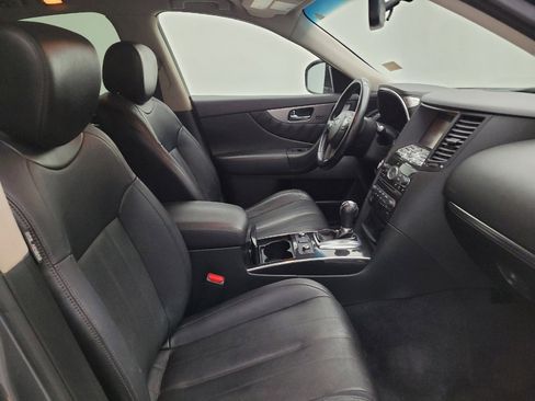 Used 2017 INFINITI QX70 AWD w/ Premium Package image 21
