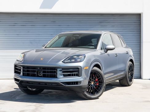 New 2026 Porsche Cayenne S AWD/4WD image 1