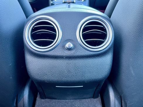 Used 2020 Mercedes-Benz E 350 4MATIC Sedan image 26