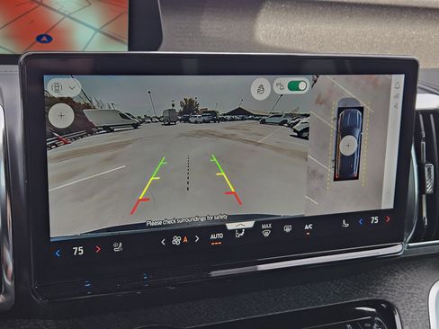 Used 2025 Ford Expedition Tremor image 20