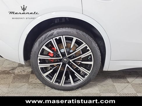 New 2025 Maserati Grecale Modena AWD/4WD image 9