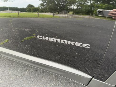 New 2026 Jeep Cherokee Laredo AWD/4WD image 4
