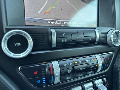 Used 2021 Ford Mustang Premium image 18