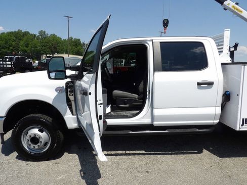 Used 2024 Ford F350 XL w/ XL Chrome Package AWD/4WD image 25