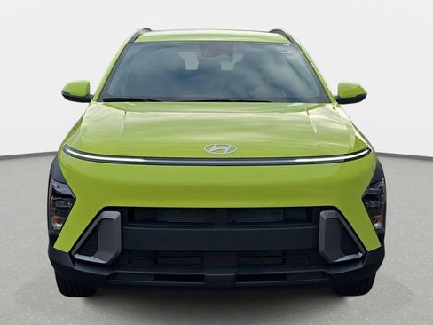 Used 2025 Hyundai Kona SEL AWD/4WD image 2