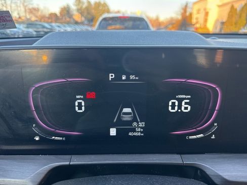 Used 2023 Kia Telluride EX X-Line image 9