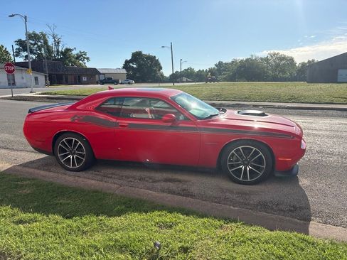 Used 2021 Dodge Challenger R/T w/ Plus Package RWD image 8