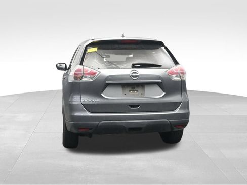 Used 2016 Nissan Rogue S FWD image 4