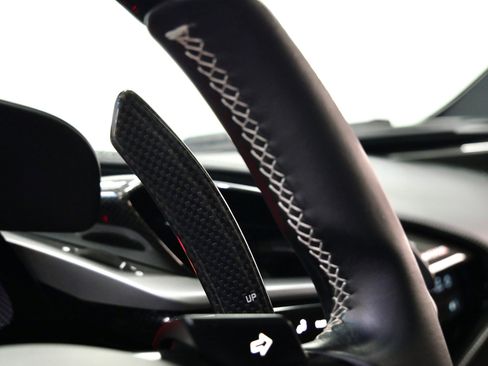 Used 2021 Ferrari SF90 Stradale AWD/4WD image 39