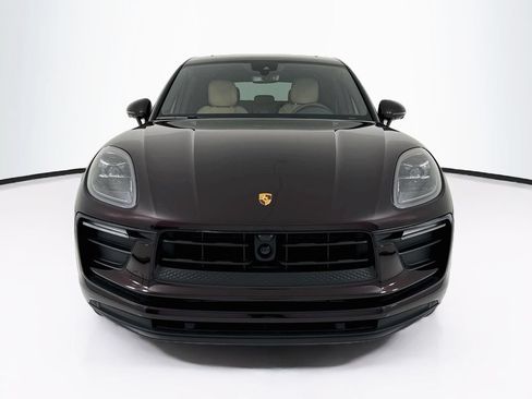 Certified 2025 Porsche Macan AWD/4WD image 6