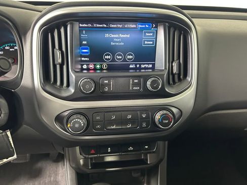 Used 2022 Chevrolet Colorado LT w/ LT Convenience Package image 22