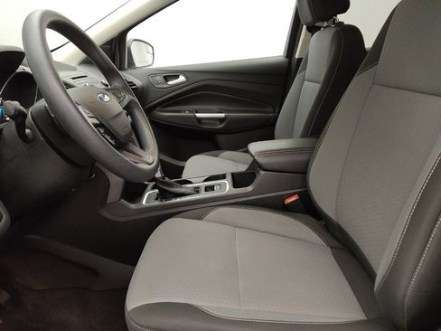 Used 2017 Ford Escape SE w/ SE Cold Weather Package AWD/4WD image 17