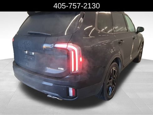 Used 2025 Kia Telluride SX Prestige X-Line image 3