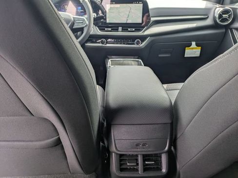 New 2026 Chevrolet Equinox LT w/ Safety and Technology Package FWD image 28