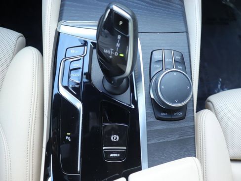 Used 2023 BMW 540i w/ M Sport Package RWD image 35