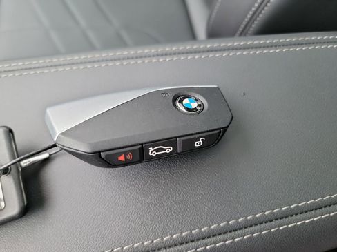 Used 2025 BMW X1 xDrive28i w/ M Sport Package image 25